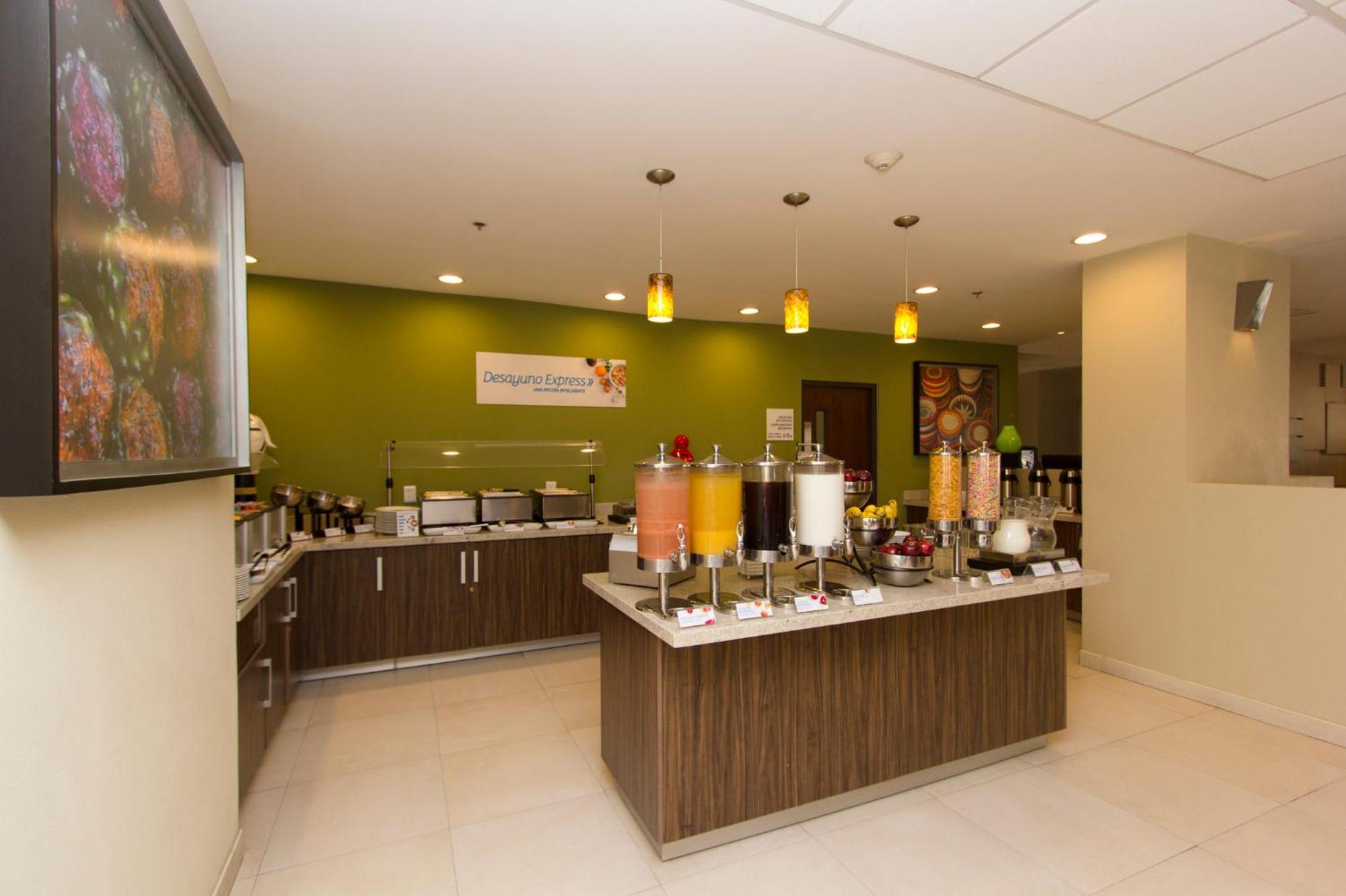 Express Guadalajara Aeropuerto By Ihg